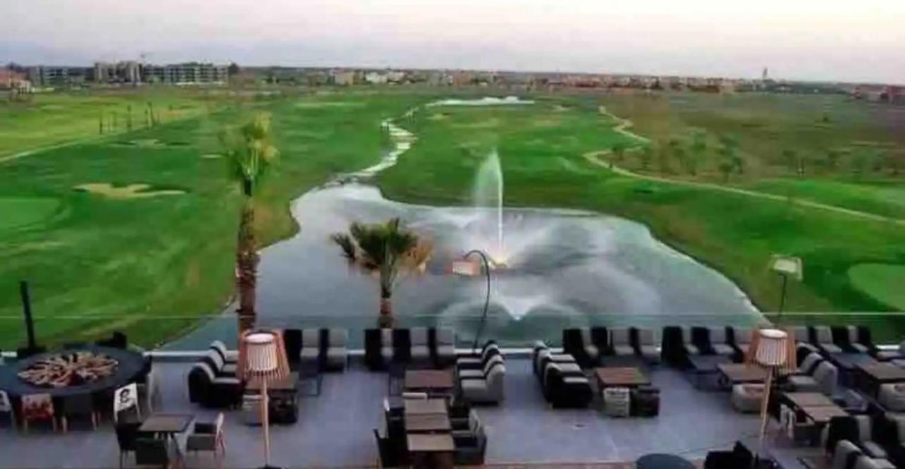 Mini-Villa Situee Dans Une Residence Prestigia A Marrakech, Avec Une Vue Sur La Piscine Et Le Golf Une Securite 24H Sur 24 Et Une Proximite Ideale De L Aeroport 5 Minutes C Est Une Offre Parfaite Pour Des Vacances Marraquexe Exterior foto
