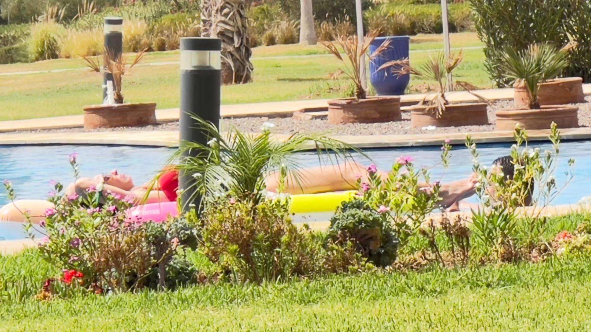 Mini-Villa Situee Dans Une Residence Prestigia A Marrakech, Avec Une Vue Sur La Piscine Et Le Golf Une Securite 24H Sur 24 Et Une Proximite Ideale De L Aeroport 5 Minutes C Est Une Offre Parfaite Pour Des Vacances Marraquexe Exterior foto